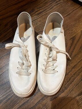 Sam Edelman White Poppy Leather Lace-Up Sneakers